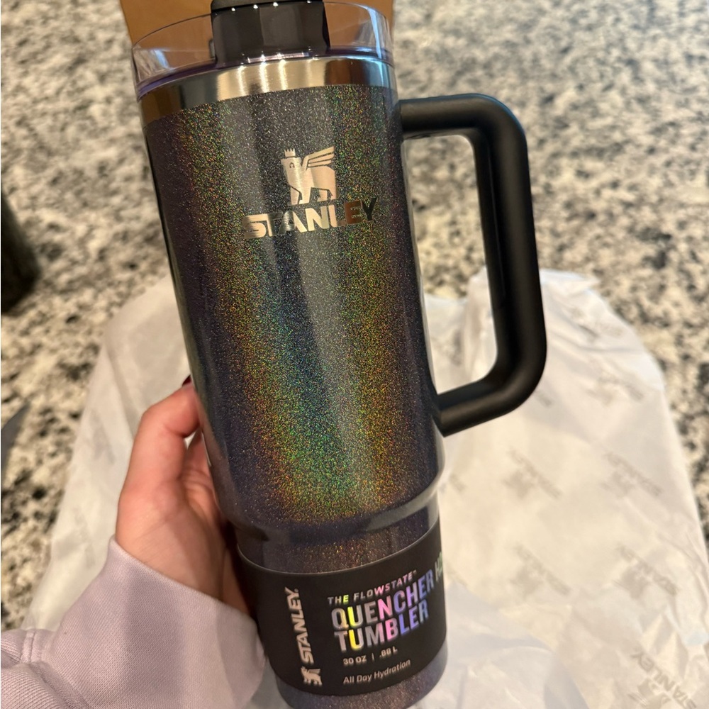 30oz Midnight Glitz Stanley